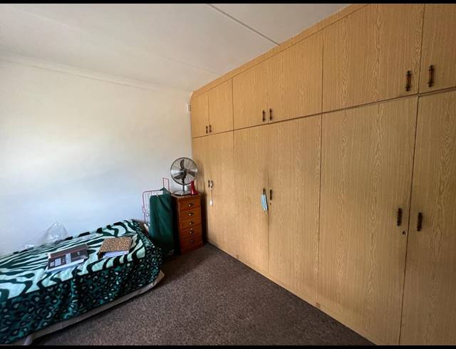 4 BEDROOM FREESTANDING FOR SALE IN NEWHOLME